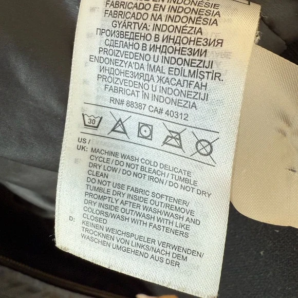 A.L.C. Women's Sleek Black Cropped Leather Jacket - Sz: Small - Picture 8 of 8